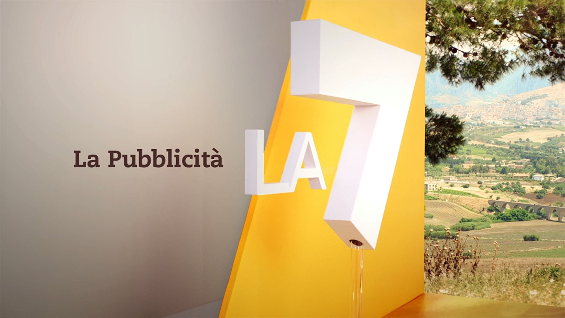 LA 7 Rebrand