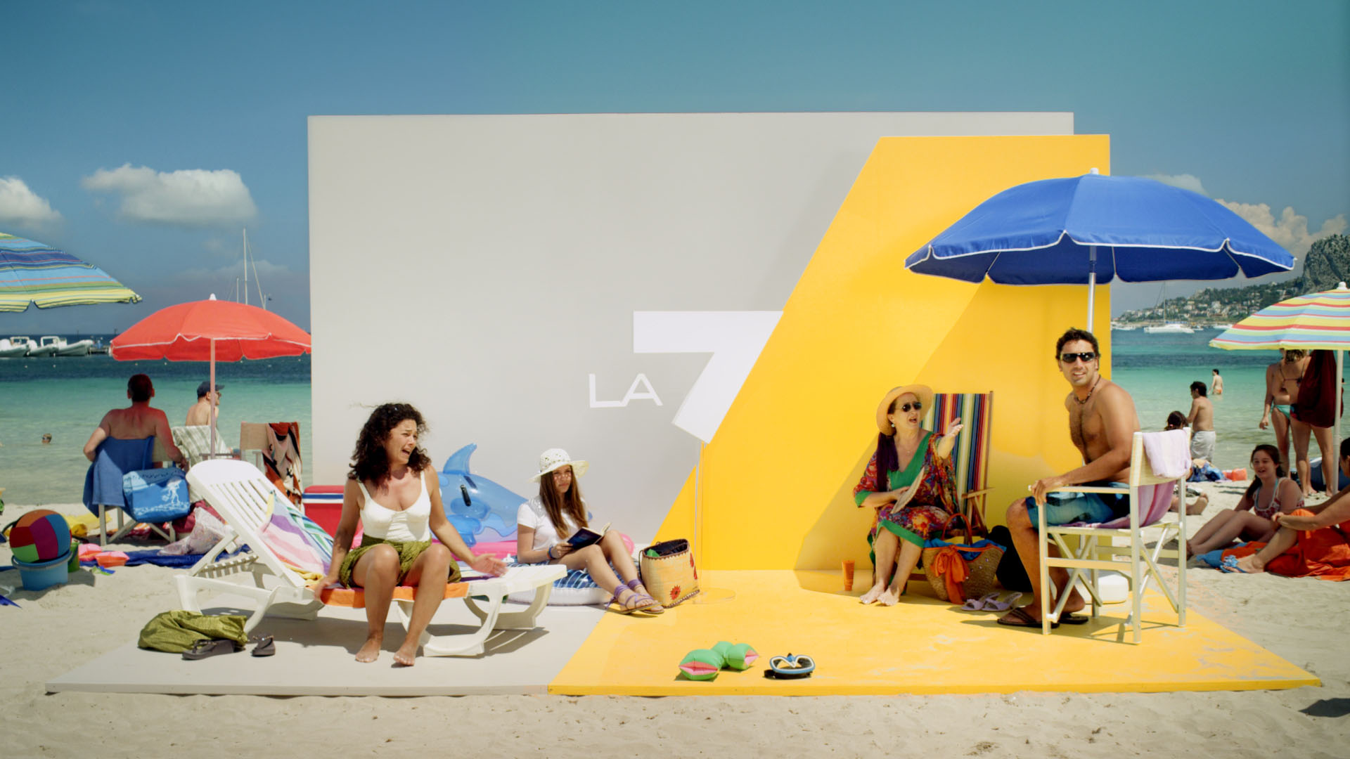 LA 7 Rebrand